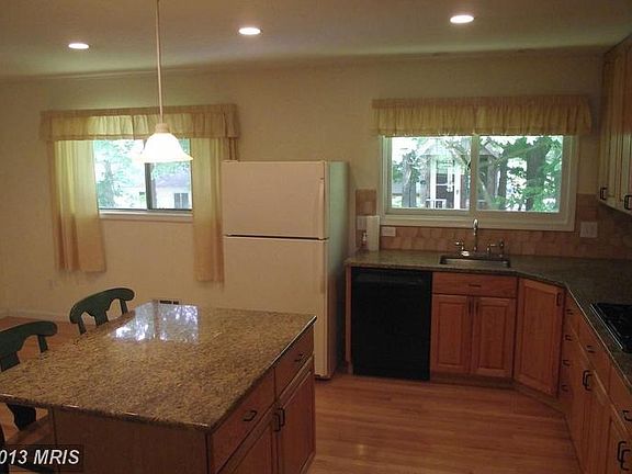 4th image of 14403 Oakvale St