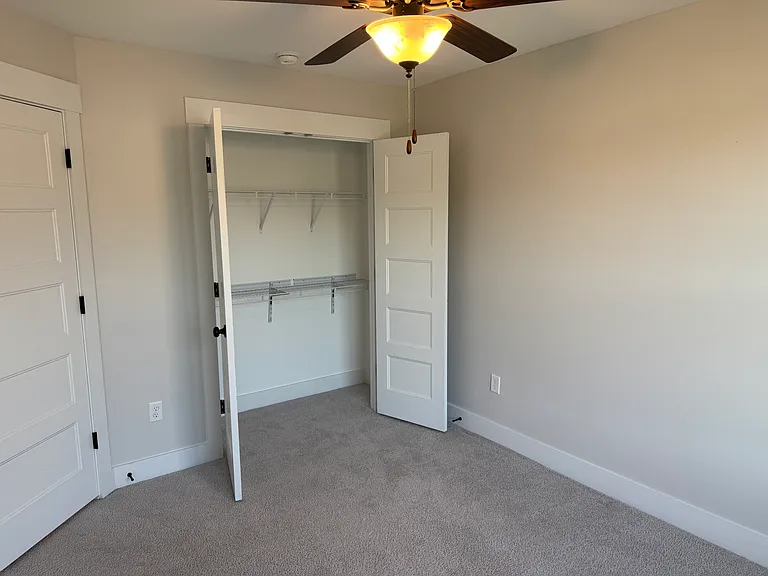 43 Aspen Rd — Photo 32