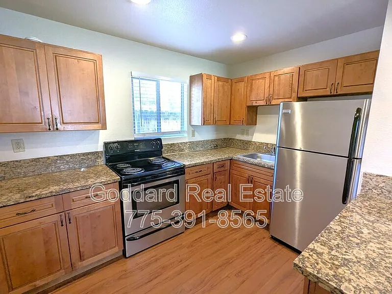 520 Colorado River Blvd #A — Photo 4