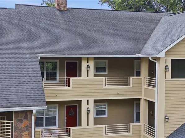 92 Gleneagle Ct, Clayton, GA 30525