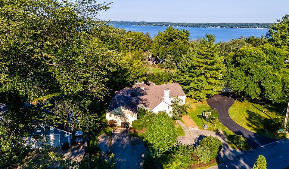 N1935 Birches Dr, Lake Geneva, WI 53147 MLS 1812274 Zillow