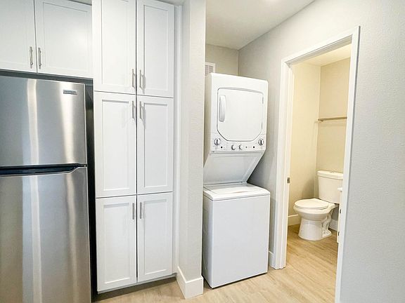 5th image of 4144 Alabama St #1