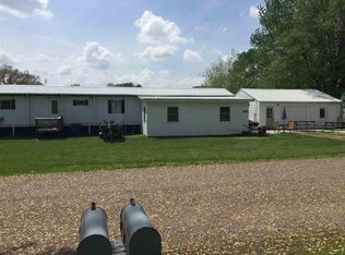 1203 4th Ave, Fredonia, IA 52738