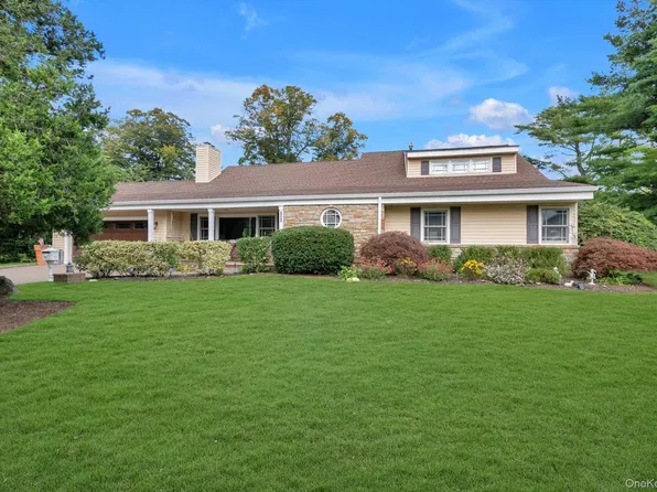 1361 Boxwood Drive E, Hewlett Harbor, NY 11557