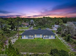 928/930 Hepburn Ave, Lehigh Acres, FL 33974