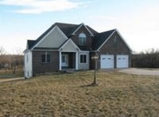 2410 Pleasant Ridge Rd, Saint Joseph, MO 64504
