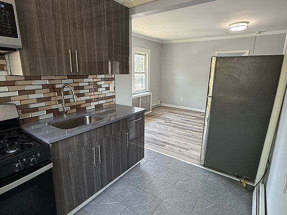 2nd image of 314 S 5th Ave #2F
