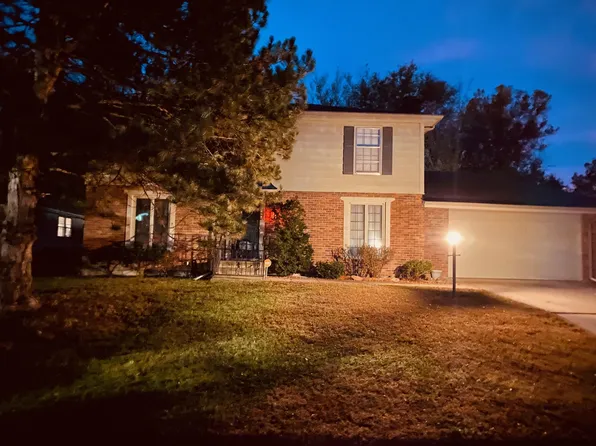 5807 SW 24th Ter, Topeka, KS 66614