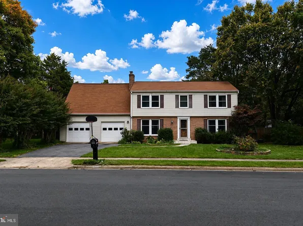 12630 Etruscan Dr, Herndon, VA 20171