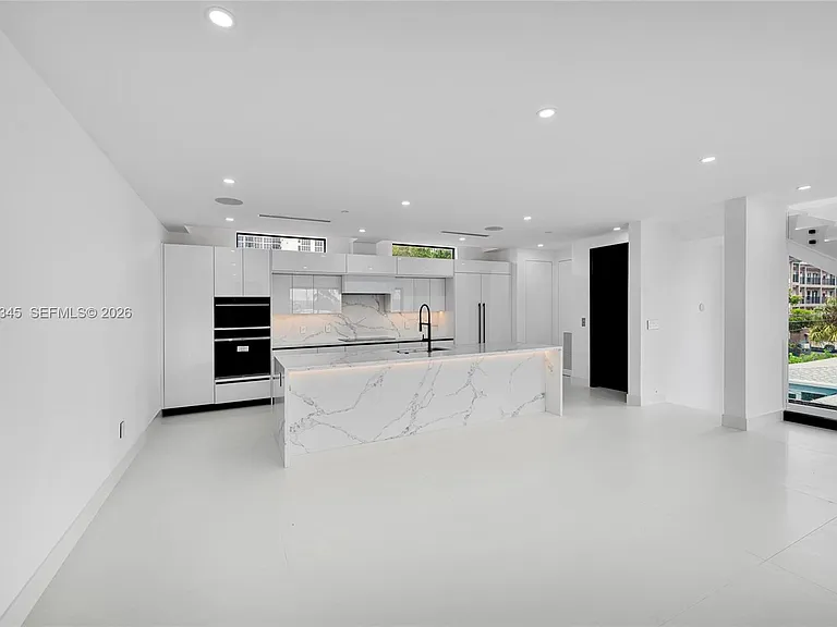 3222 NE 7th St #1 — Photo 23