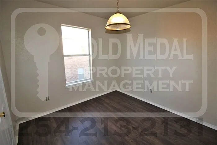 3401 Barcelona Dr #C — Photo 7