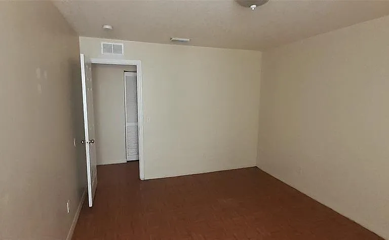 4226 E Palifox St — Photo 11