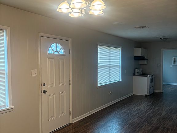 3rd image of 22 Evergreen Dr