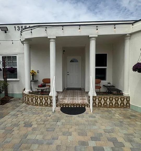 13551 Hart St — Photo 42