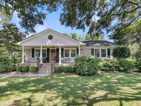 1527 Pinopolis Rd, Moncks Corner, SC 29461