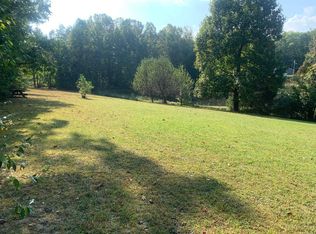 760 Irish Heights Dr, Summersville, WV 26651