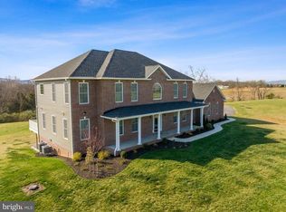 161 Bennys Beach Rd, Front Royal, VA 22630