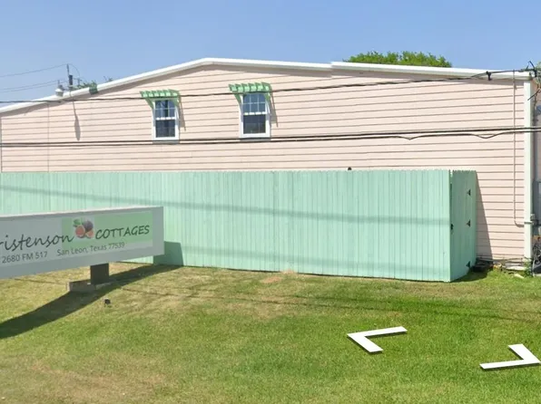 2680 Avenue J, San Leon, TX 77539