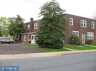 198 N Washington St APT 9, Telford, PA 18969
