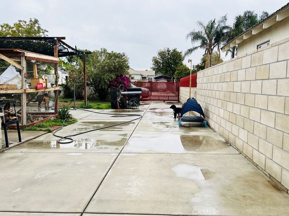6976 Fairfax Dr, San Bernardino, CA 92404