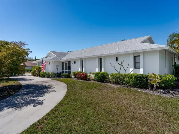 661 E Valley DR, BONITA SPRINGS, FL 34134