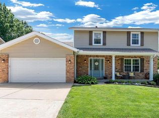 737 Settler Rd, Fenton, MO 63026