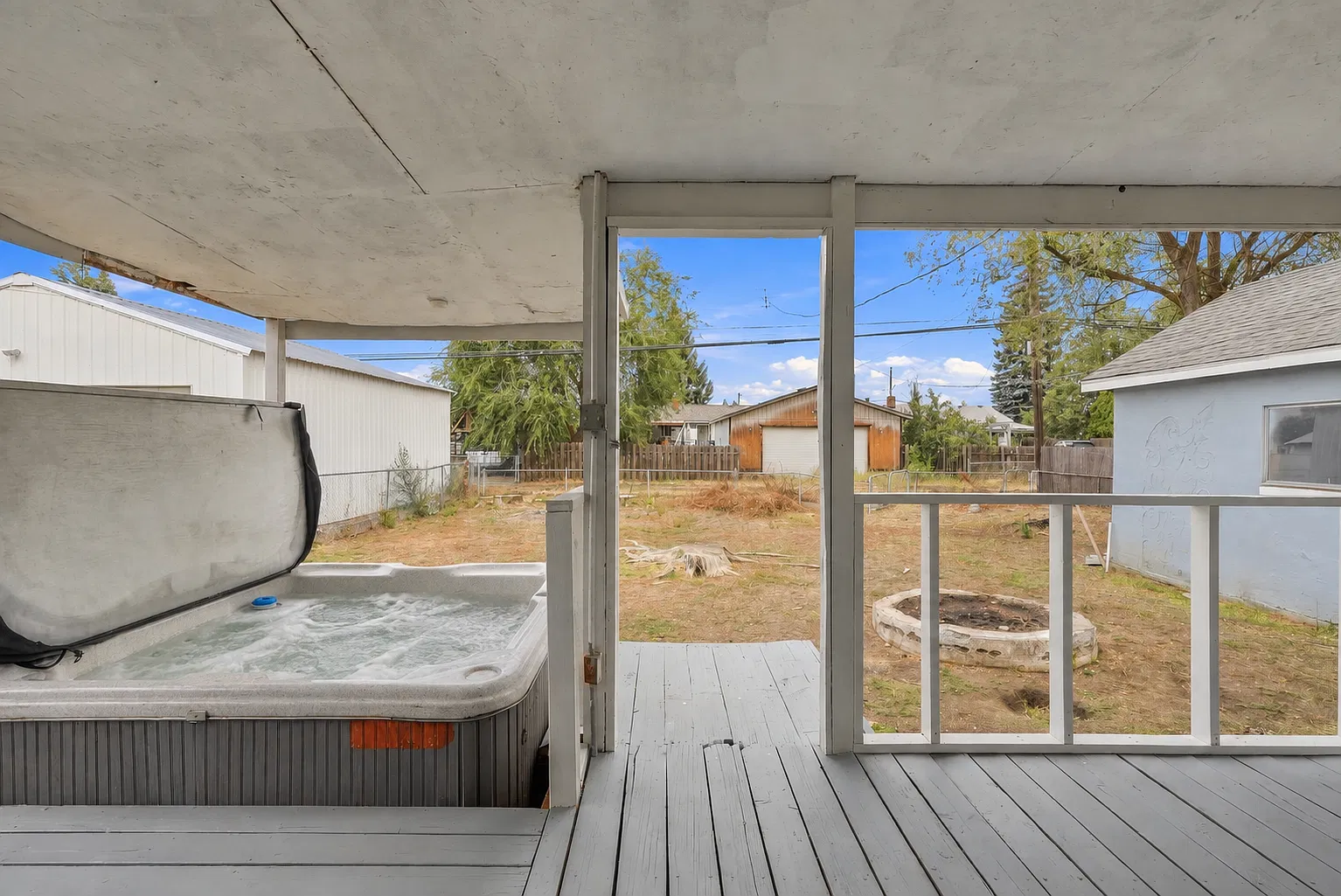 3 bed, 1728 sqft, $2,300 — Photo 3