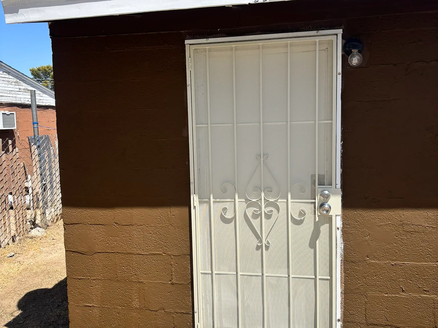 1 bed, 900 sqft, $800 — Photo 1
