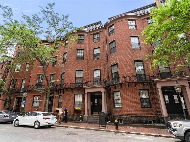 27 Bowdoin St #2B — Photo 13