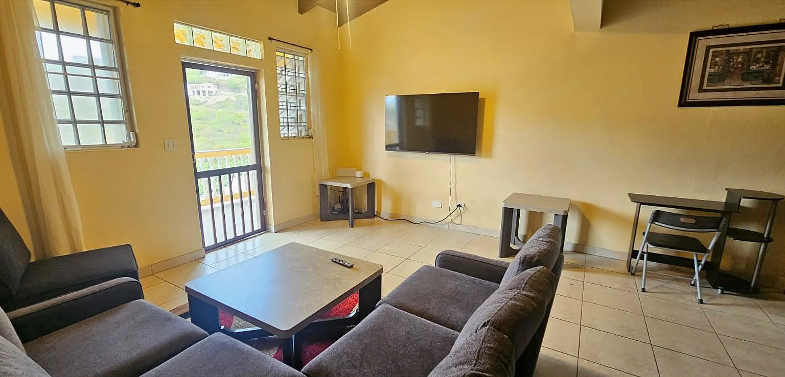 2 bed, 850 sqft, $2,500 — Photo 3