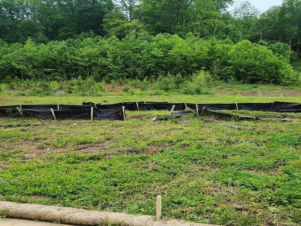 2nd image of 9805 Trestle Cir Lot 32