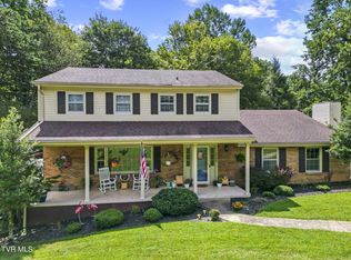 1700 Brentwood Dr, Greeneville, TN 37743