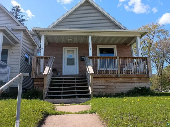 3717 Grand Ave, Duluth, MN 55807