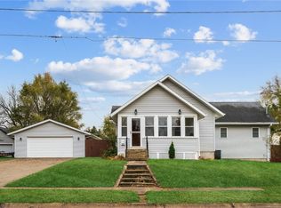 1513 16th Ave, Eldora, IA 50627