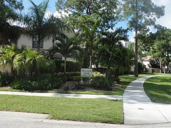 2nd image of 137 Sherwood Cir APT 27B