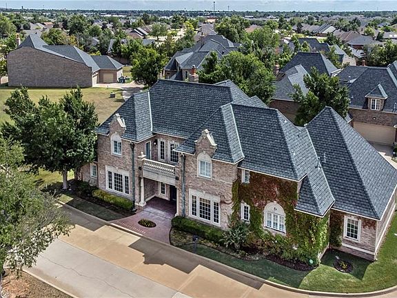 2nd image of 10724 Chardonnay Dr