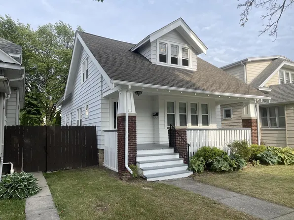 1212 South 74th STREET, West Allis, WI 53214