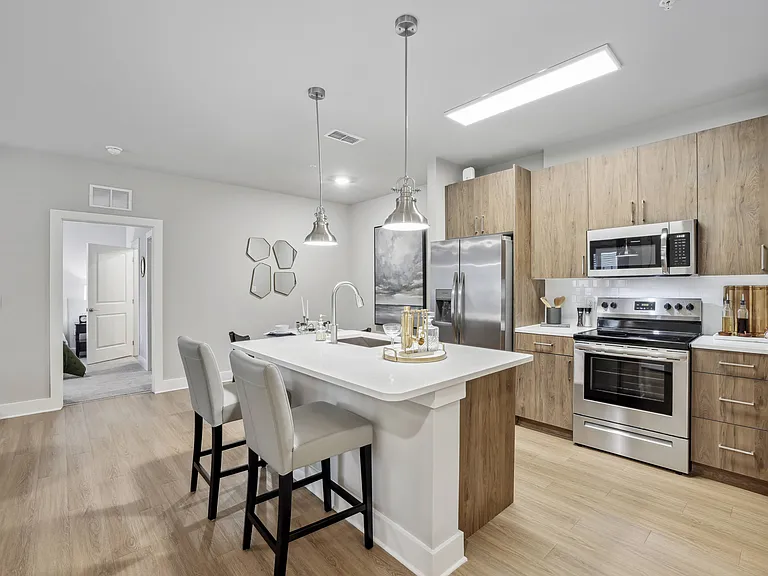 The Exchange at Crestview — Photo 15