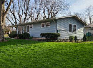 31 Colorado Dr, Decatur, IL 62526