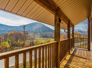 1554 Pisgah Hwy, Candler, NC 28715