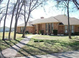 3602 Larkin Ln, Rowlett, TX 75089