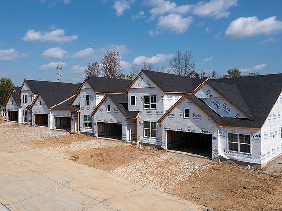 2nd image of 604 Lunette Pl