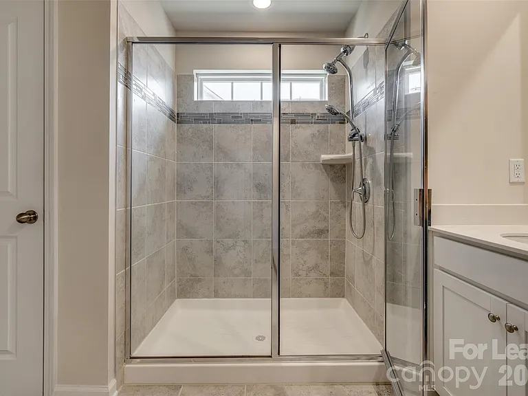 807 Gable Oak Ln — Photo 22