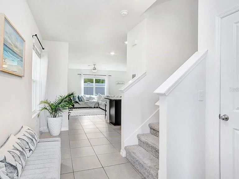 3044 Suncoast Plains Dr — Photo 4