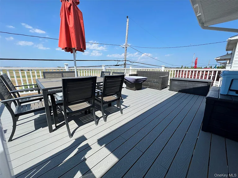 381 Lido Blvd — Photo 2