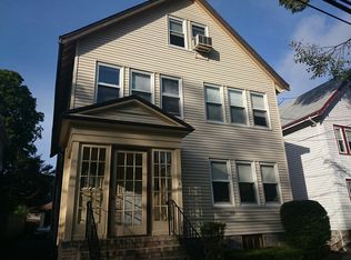 8 Dent St, West Roxbury, MA 02132