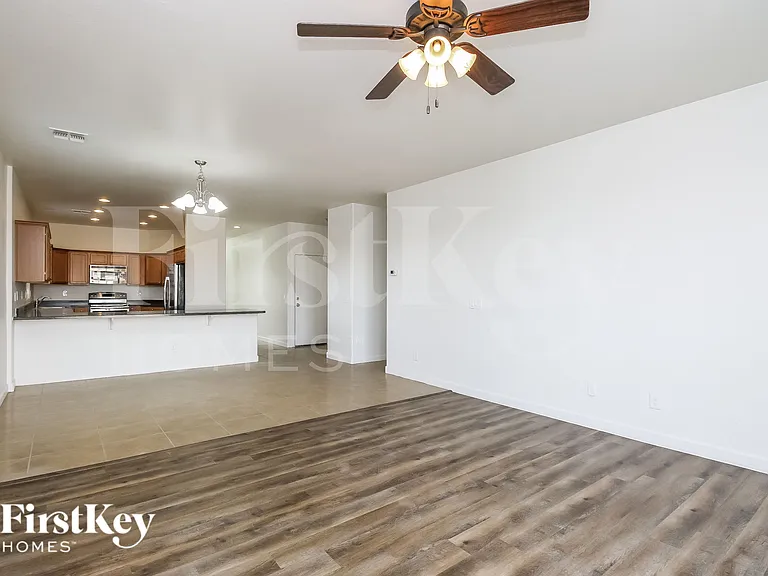 5044 E Iolite St — Photo 3
