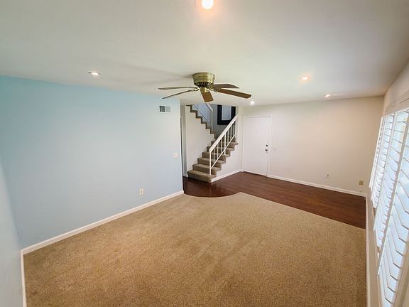 4th image of 9865 Park Crest Ln