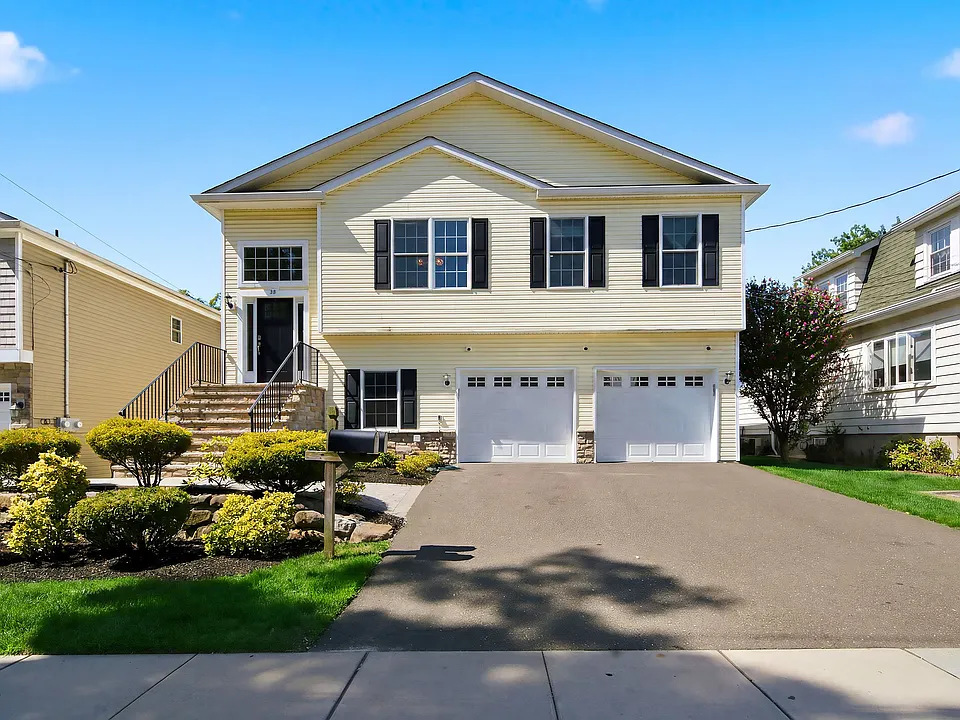 90 Terrace Ave #1