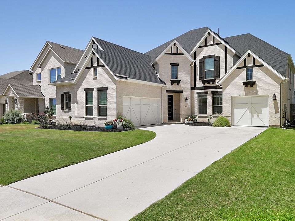 1st image of 304 Cottontail Ln